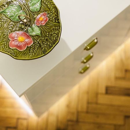 Luxury Apartment Pod Zyrandolem Krakow Luaran gambar